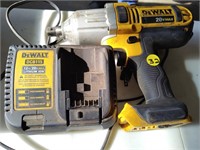 DCF889 DeWalt 1/2" Impact Wrench, Cordless: bare