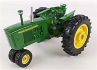 Custom 1/16 John Deere 3020 Tractor