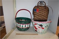Holiday Baskets w/Handles  3