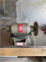 Bench grinder