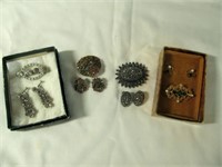 Vintage Brooches & Pins - Fashion Estate Jewelry