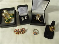 Estate Fashion Jewelry - Earrings & Rings