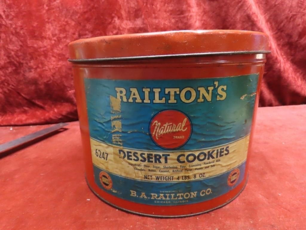 Vintage Railton's Dessert Cookies tin. Red.