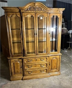 Hibriten Country French China Cabinet
