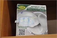 MOTION ACTIVATED CORDLESS LIGHT