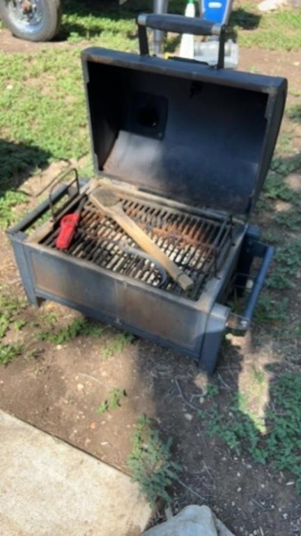 Oklahoma Joes Charcoal BBQ Smoker Grill