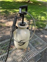 1 gallon sprayer