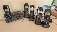 Panasonic KX-TGE279 Phone System