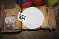 4 Boxes of Catering Plates (Approx. 36)