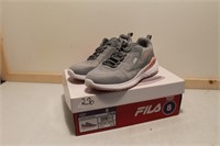 New Fila women's size 8 shoes