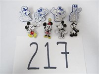 8 Disney Pins