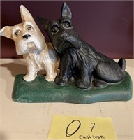 F - CAST IRON SCOTTIE DOGS (O7)