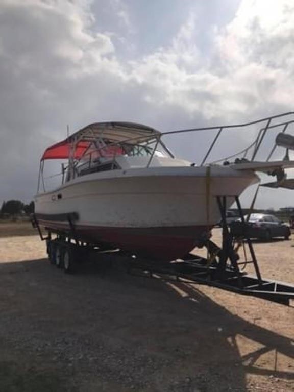 1985 wellscraft 2700 offshore boat