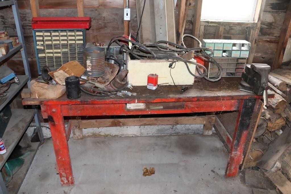 6' Workbench, Vice, & Contents