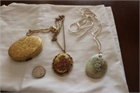 costume jewelry & items