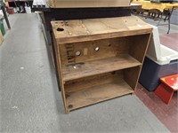 Wooden shelf unit