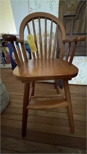 15x31x14 Childs Chair