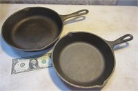 2 Cast Iron Skillets LODGE & Other 9" 8"