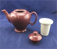 Maroon McCormick Teapot With Infuser