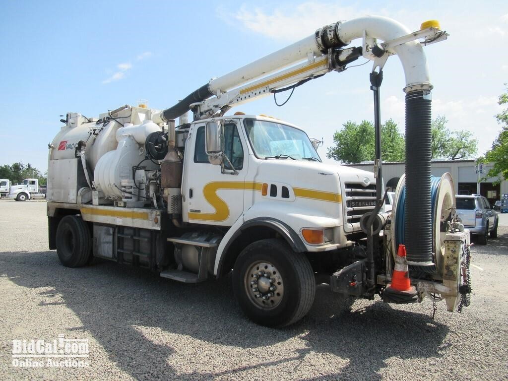 (DMV) 2006 Sterling Vac-Con Pump Truck