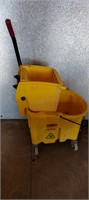 Rubbermaid Mop Bucket With Wringers