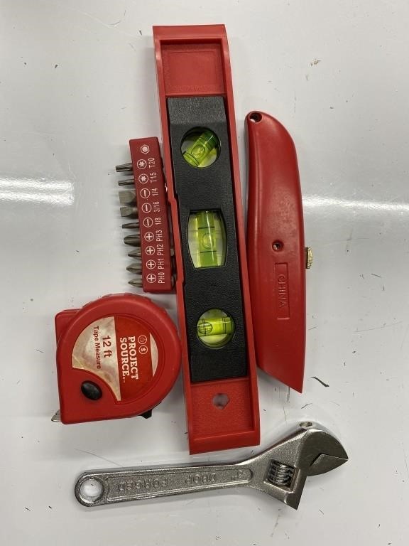 Small lot of tools