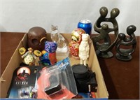 ASSORTED COLLECTIBLES TRAY LOT