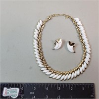 Monet Thermoset Matching Necklace & Clip Earrings