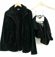 XL Ladies 32 Degree Heat Fuzzy Jacket/Scarf Set