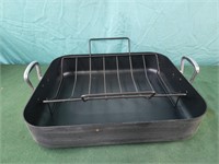 Oneida Roasting pan  17x3.5x14