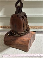 WOODEN NAUTICAL TABLE LAMP