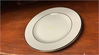 50- 10" Ivory Dinner Plates With Gold Trim