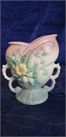 (1) Vintage Hull Pottery Vase (6.5" Tall)