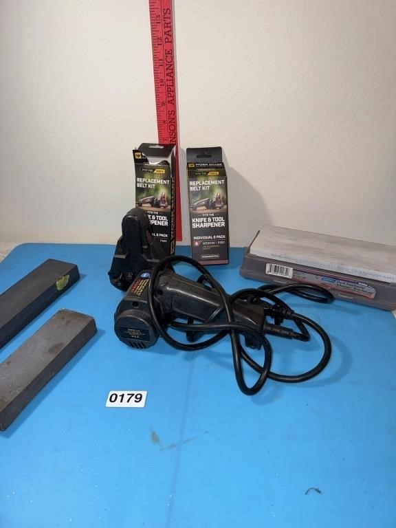 Knife sharpener electric with replacement belts