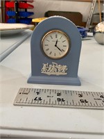 wedgwood mini mantle clock