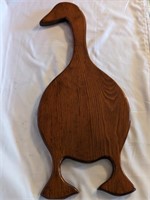 WOODEN CUTTING BOARD