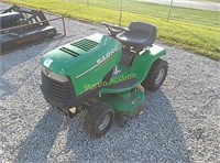 JD Sabre lawn tractor, p3113