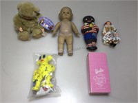 Small collectible dolls and more.