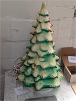 Vintage Rotaing Plastic Christmas Tree - 20"