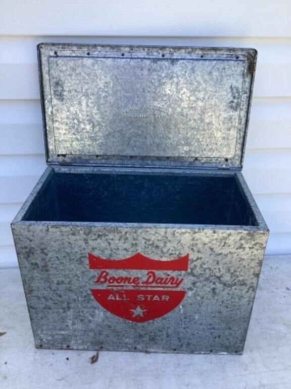 Boone dairy Milk box