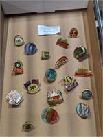 vtg pin lapel lot