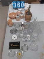 ASSORTED GLASSWARE GROUP