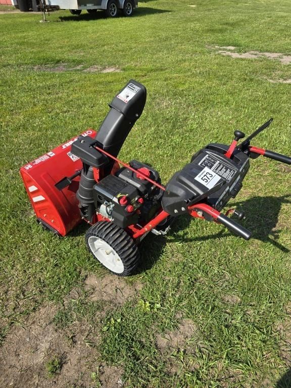 Troy-Bilt 24" 2 stage snow blower w/electric start