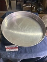 16.5 Inch Round Aluminum Cake Pan