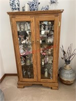 Small Display Cabinet- No Contents  (Living Room)