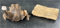 Lot with stone and bone specimens