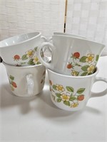 Corelle Mug Lot Strawberry Pattern