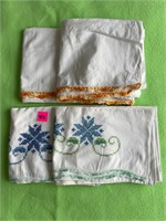 Vtg Needlework Pillowcases