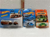 Mix hot Wheels and Matchbox of 3