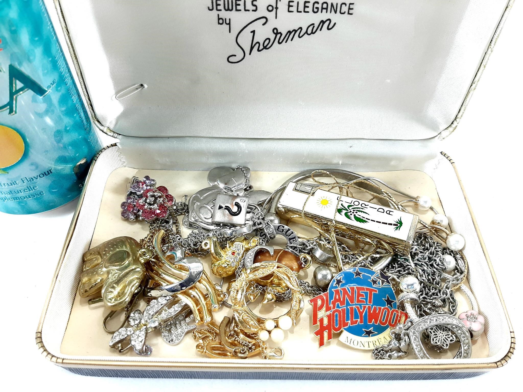 Coffret vintage SHERMAN + bijoux de fantaisie, A-1